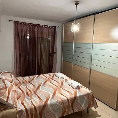 Ak Terminal Apartments Dıraç Dış mekan fotoğraf