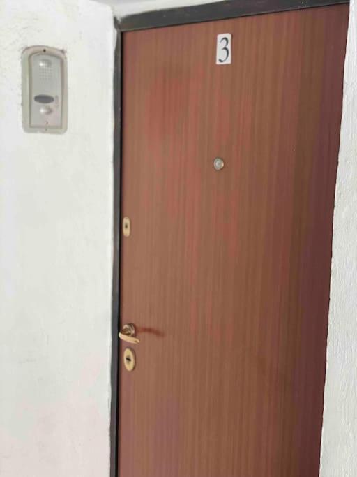 Ak Terminal Apartments Dıraç Dış mekan fotoğraf