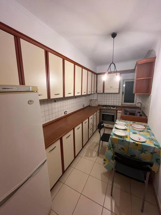 Ak Terminal Apartments Dıraç Dış mekan fotoğraf
