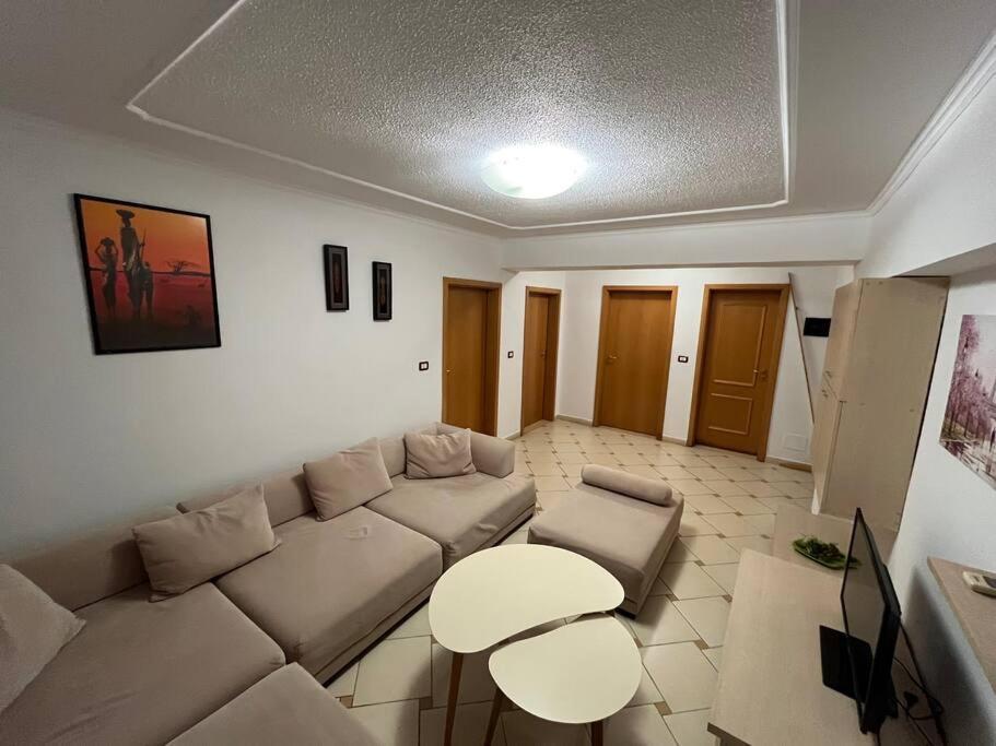 Ak Terminal Apartments Dıraç Dış mekan fotoğraf