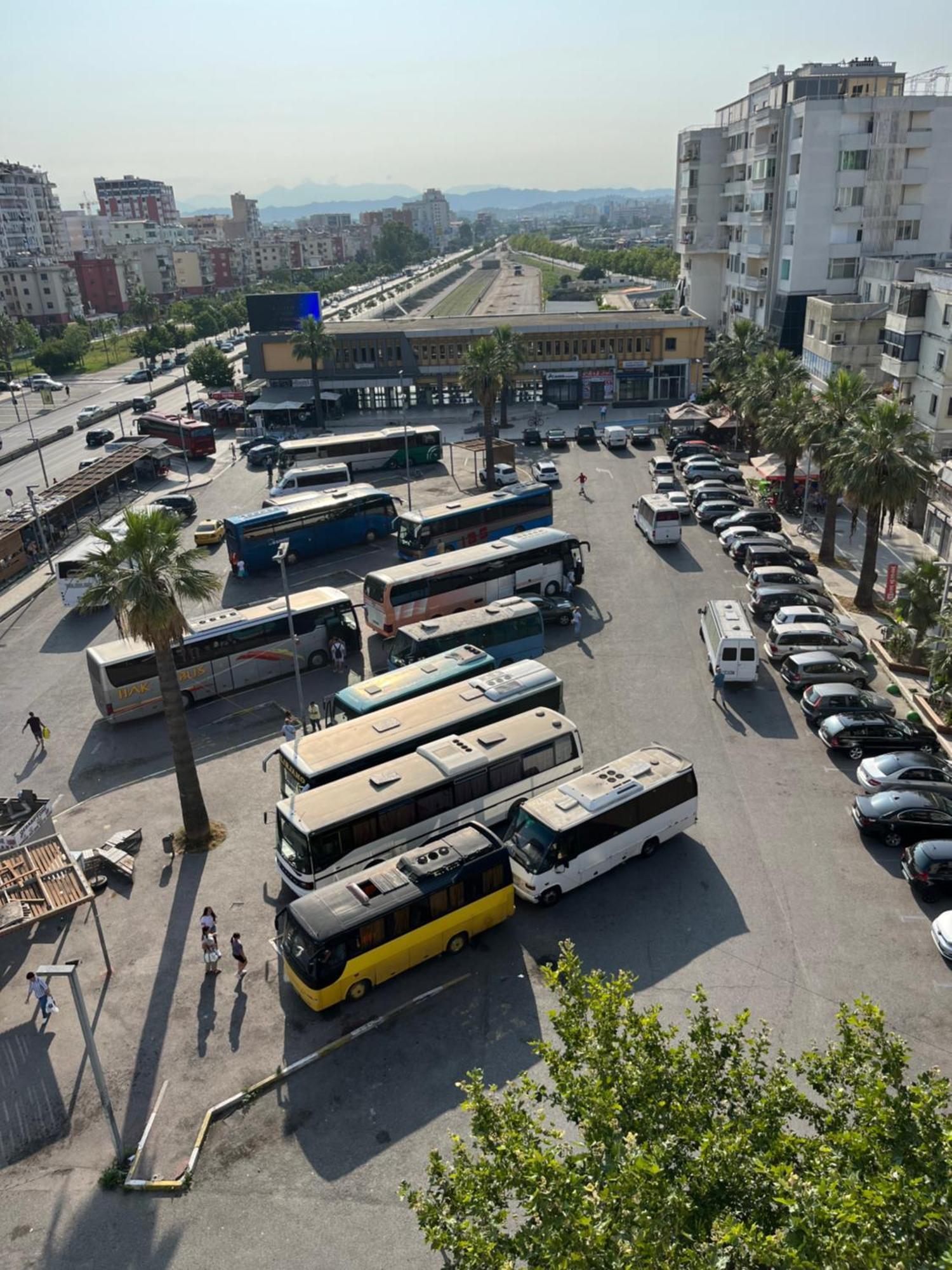 Ak Terminal Apartments Dıraç Dış mekan fotoğraf